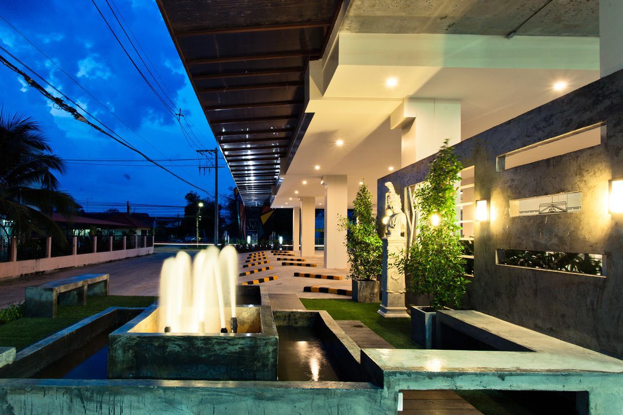 The Proud Hotel Ubon Ratchathani Ngoại thất bức ảnh