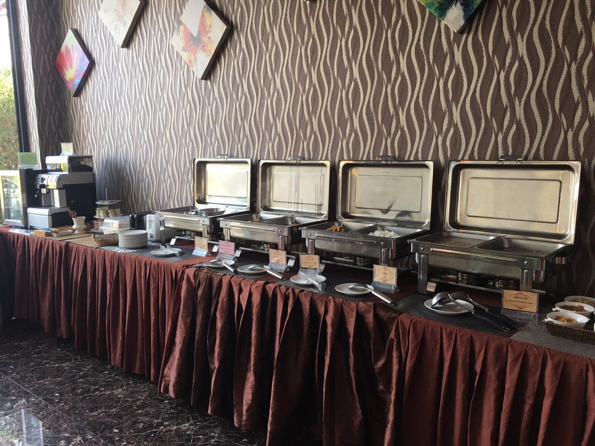 The Proud Hotel Ubon Ratchathani Ngoại thất bức ảnh