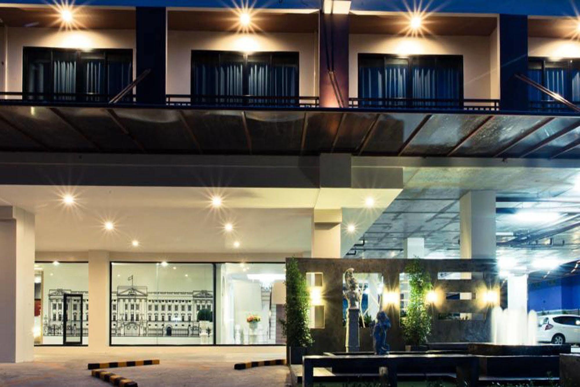 The Proud Hotel Ubon Ratchathani Ngoại thất bức ảnh